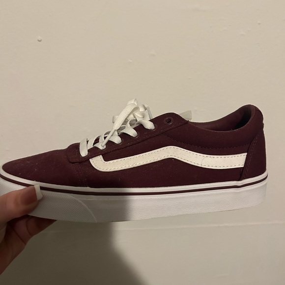 Size 8.5 women’s Vans - Picture 3 of 7
